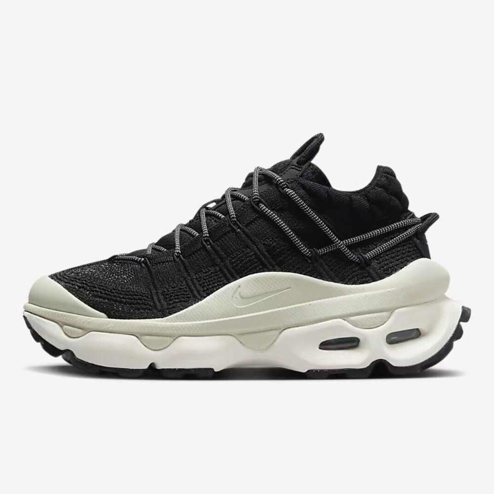 Nike Air Max Flyknit Venture Black White New FD2110-004 Women Size 10.5
